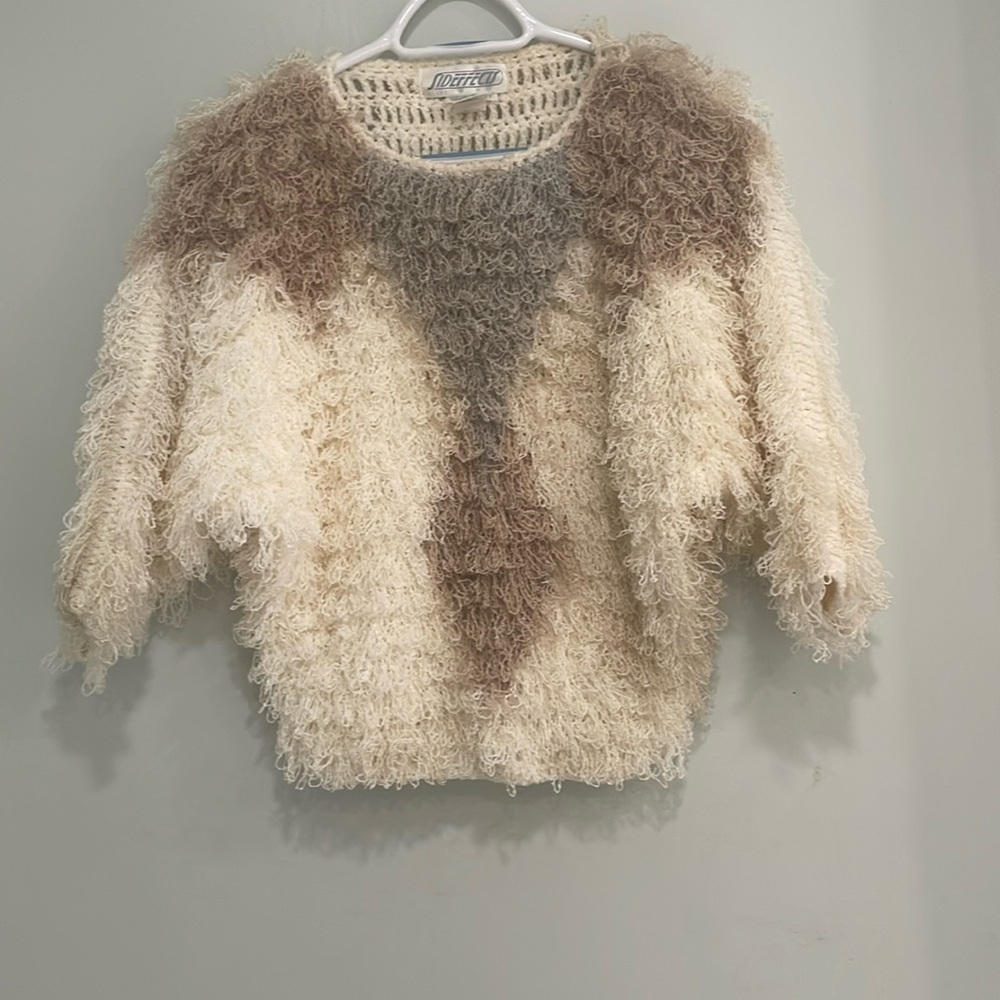 Sideffects Hand Crochet Ivory Tan Gray Pullover Sweater, Vintage, Size M